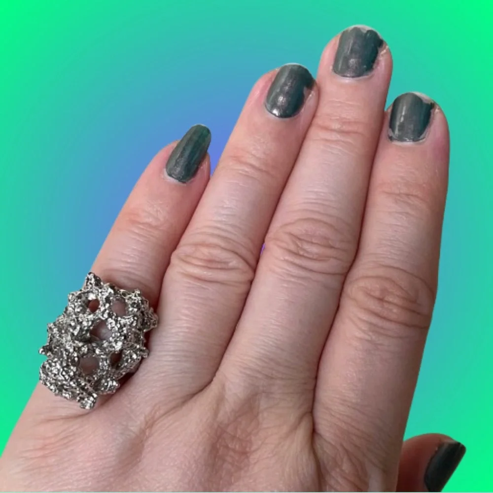 Vintage signed Vogue Brutalist freeform organic silvertone adjustable ring